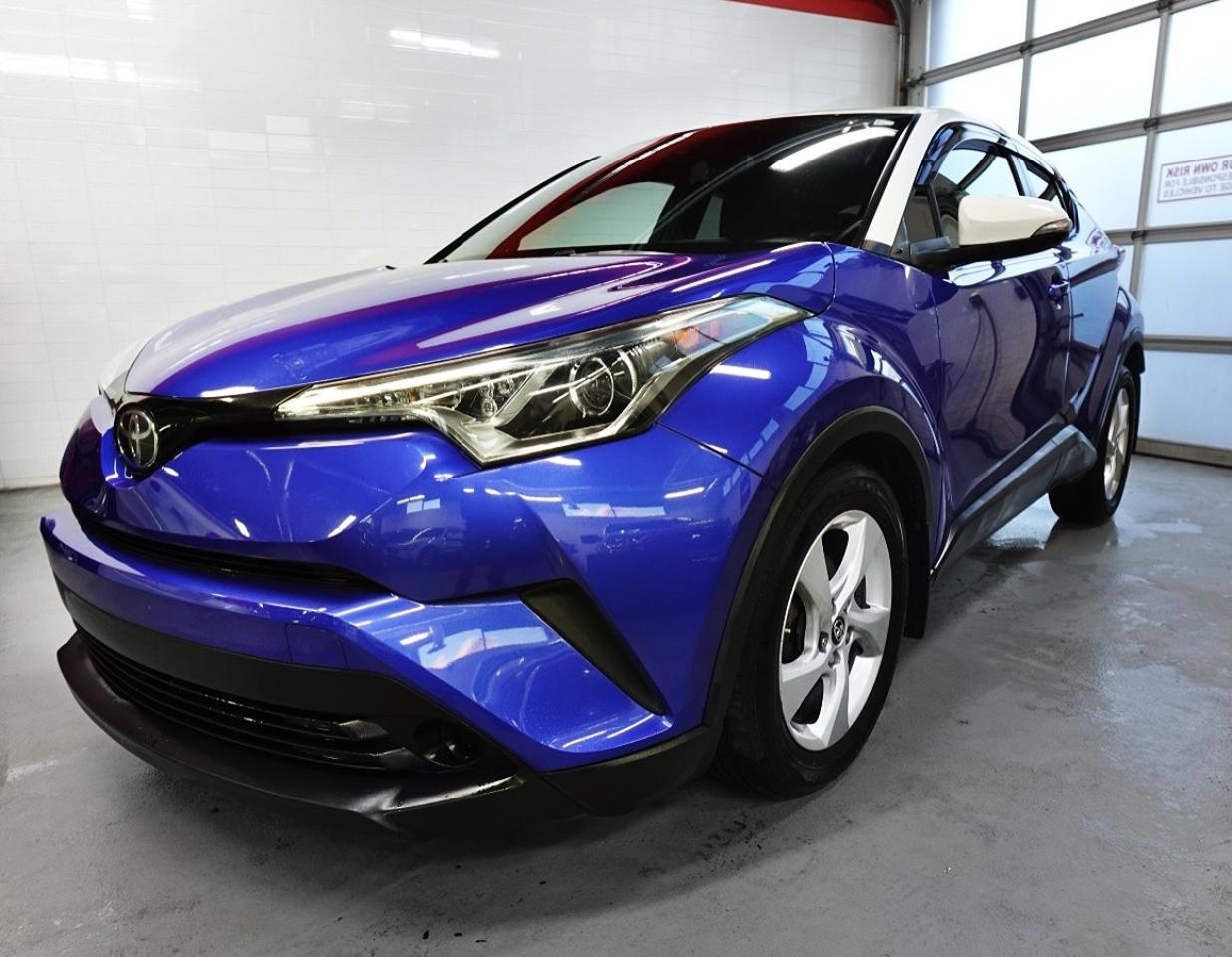 2018 Toyota C-HR DEALER MAINTAIN,NO ACCIDENT,XLE MODEL - Photo #3