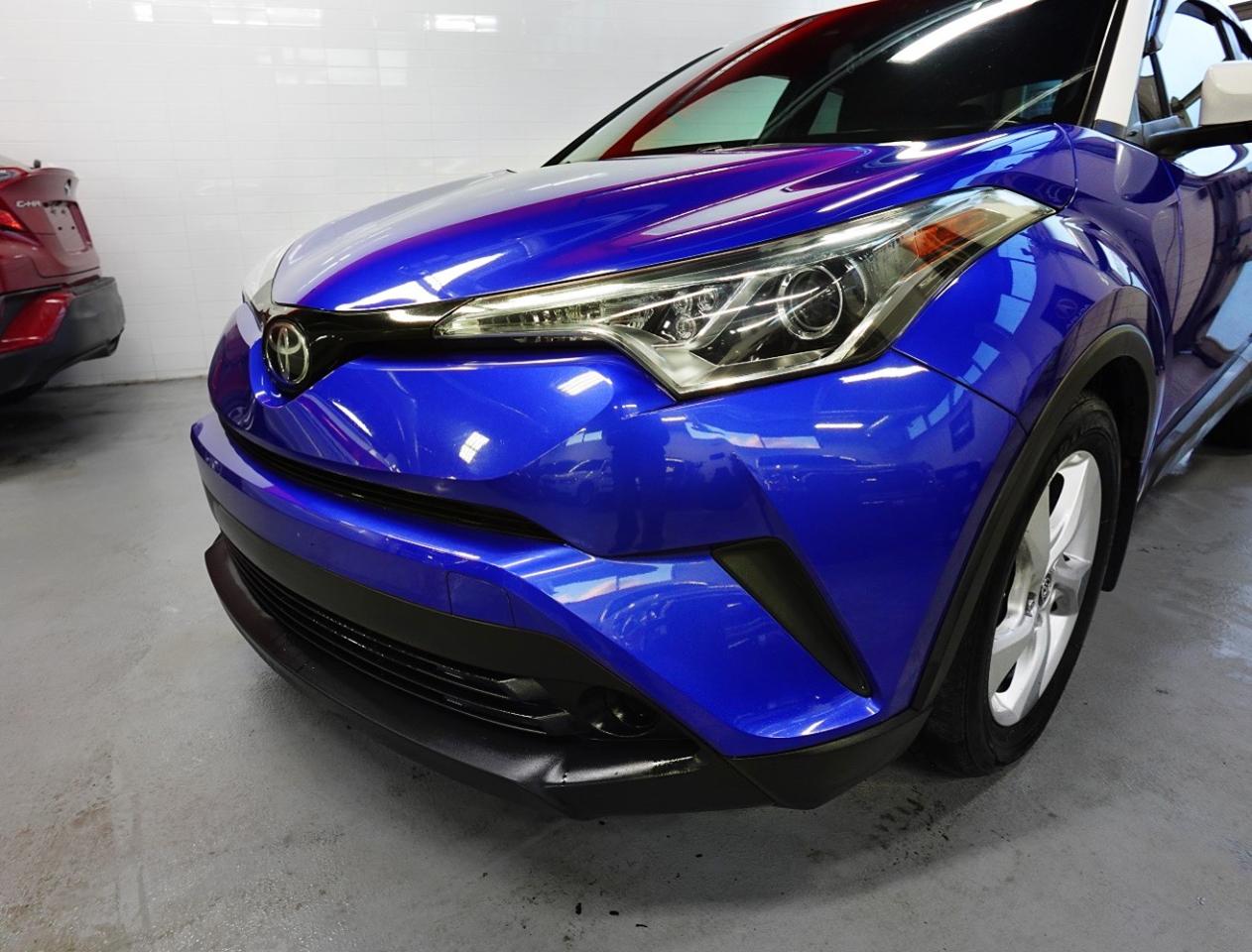 2018 Toyota C-HR DEALER MAINTAIN,NO ACCIDENT,XLE MODEL - Photo #9