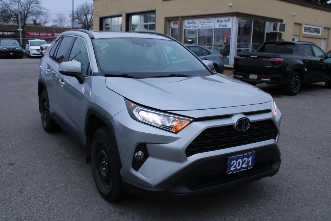 Used 2021 Toyota RAV4 XLE FWD for sale in Brampton, ON