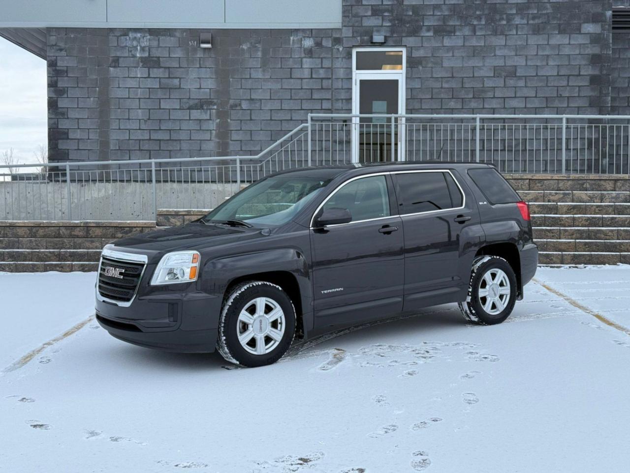 Used 2016 GMC Terrain AWD | BLUETOOTH | LOW KMS for sale in Calgary, AB