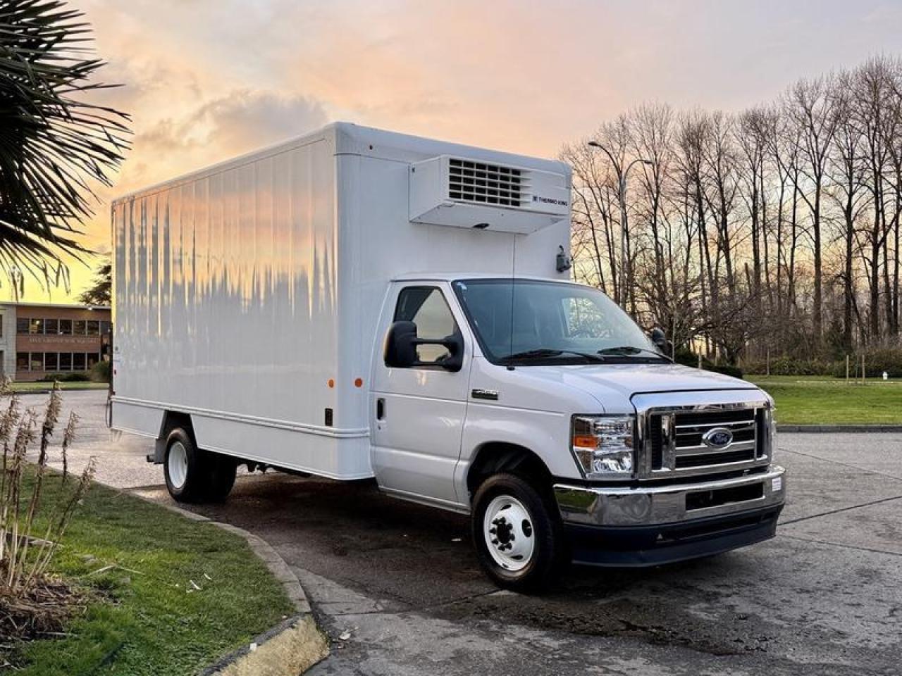 Used 2021 Ford Econoline E-45016 Foot Reefer Cargo Van With Power TailGate for sale in Burnaby, BC