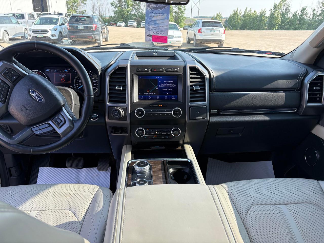 2021 Ford Expedition Max Platinum Photo5
