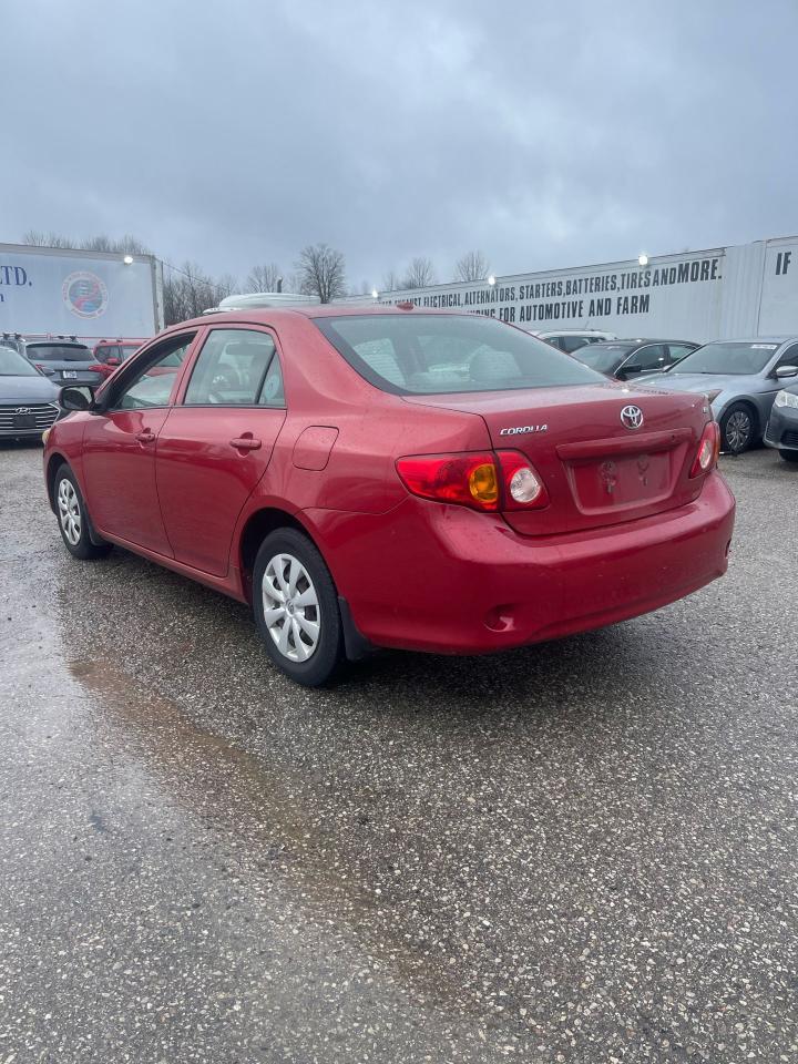 2009 Toyota Corolla CE - Photo #4