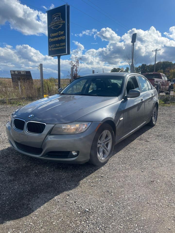 Used 2011 BMW 3 Series 328i xDrive Classic Edition for sale in Hillsburgh, ON