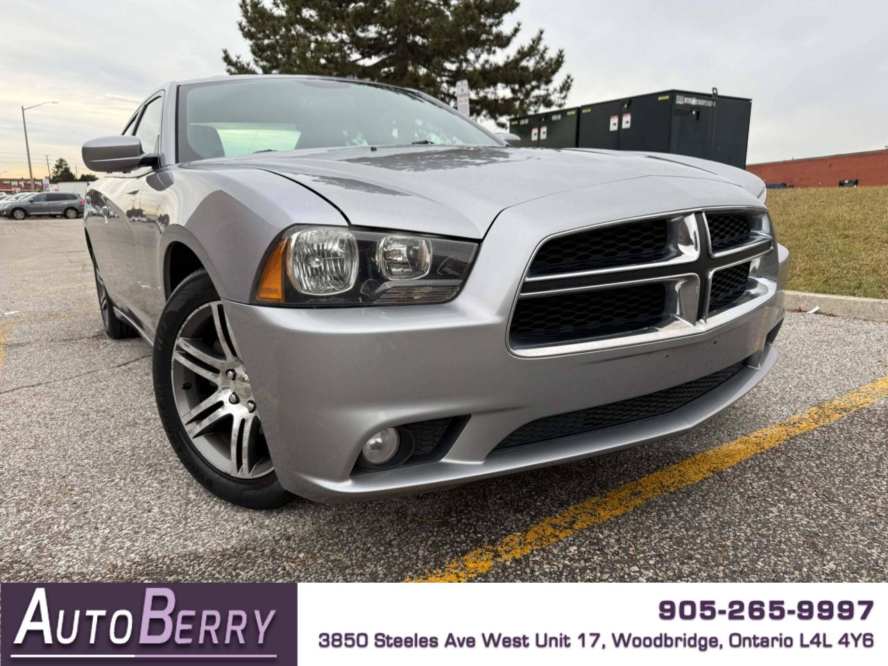 Used 2014 Dodge Charger 4dr Sdn SXT RWD for sale in Woodbridge, ON