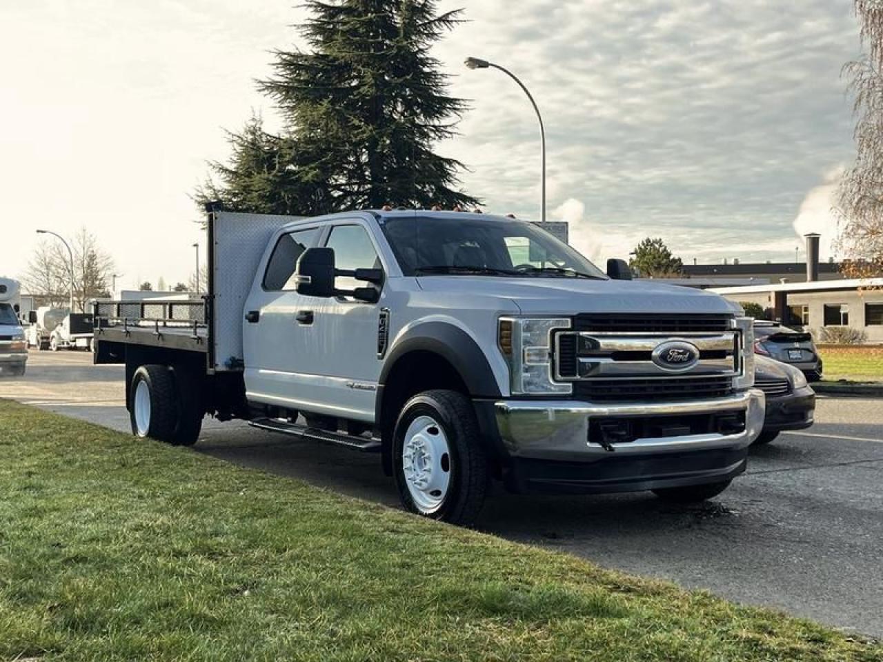 Used 2018 Ford F-450 SD 12 Foot Flat Deck 4WD for sale in Burnaby, BC