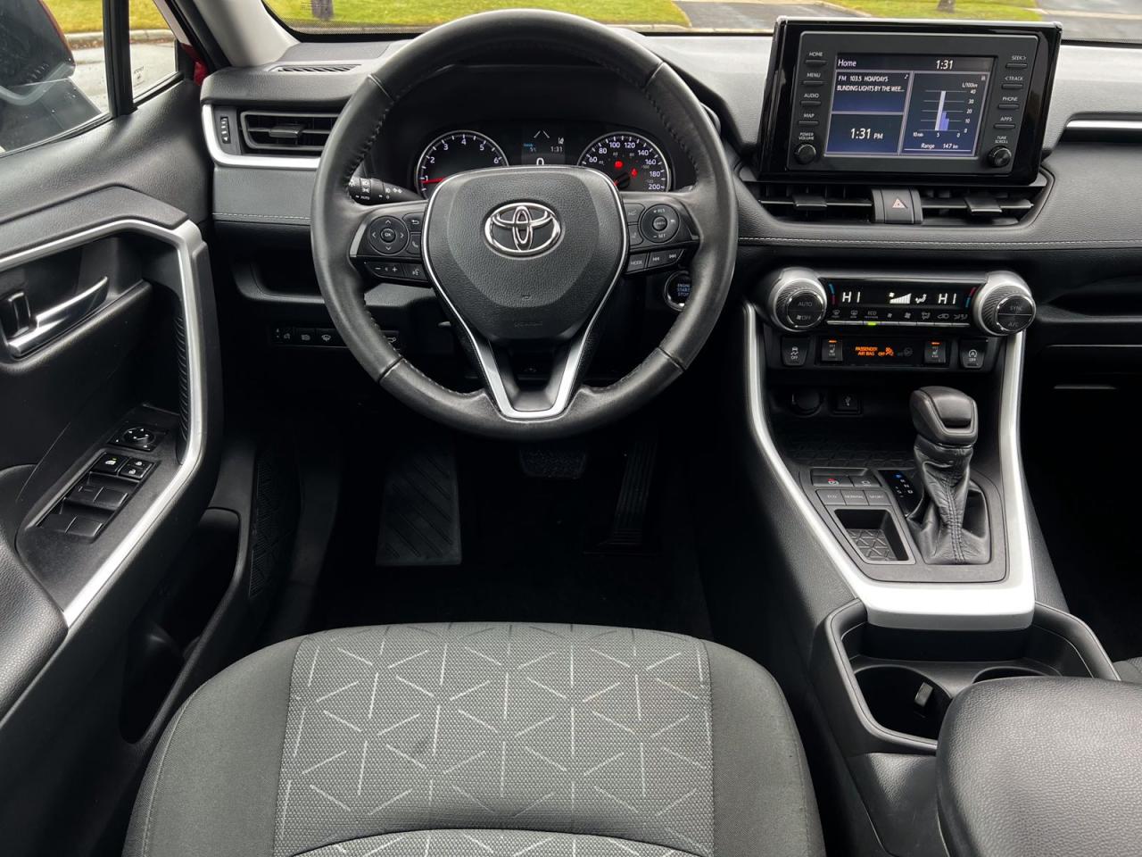 2021 Toyota RAV4 XLE - Photo #15
