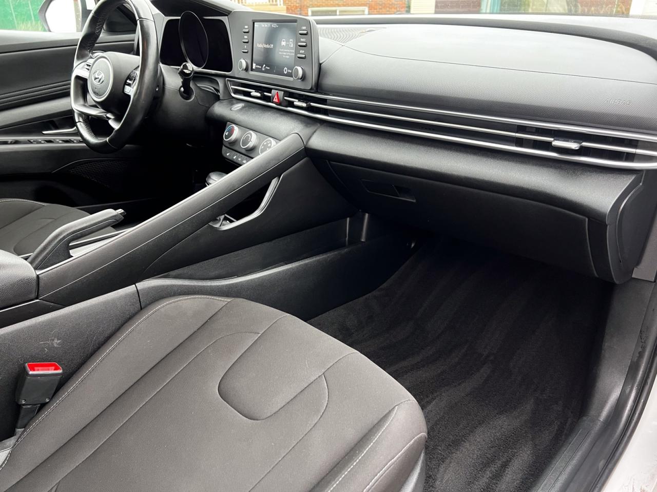 2021 Hyundai Elantra Preferred - Photo #6