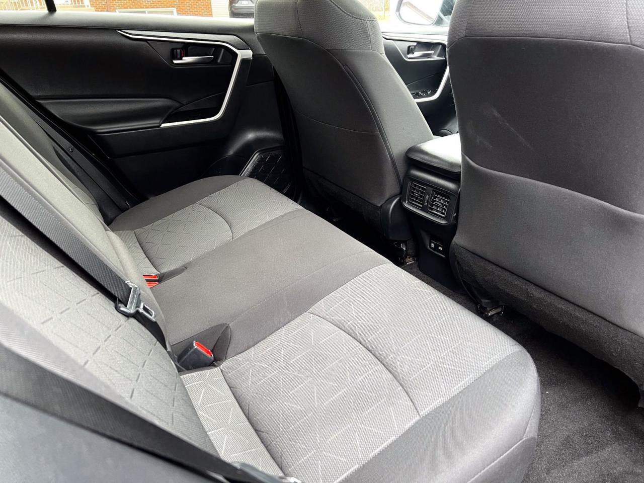 2021 Toyota RAV4 XLE - Photo #11