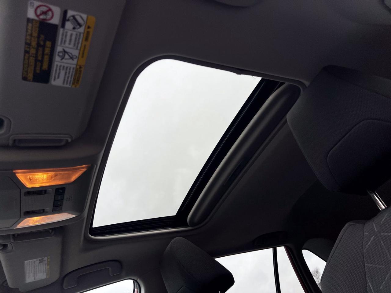 2021 Toyota RAV4 XLE - Photo #18
