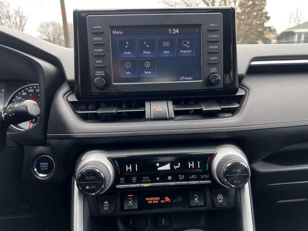 2021 Toyota RAV4 XLE - Photo #29