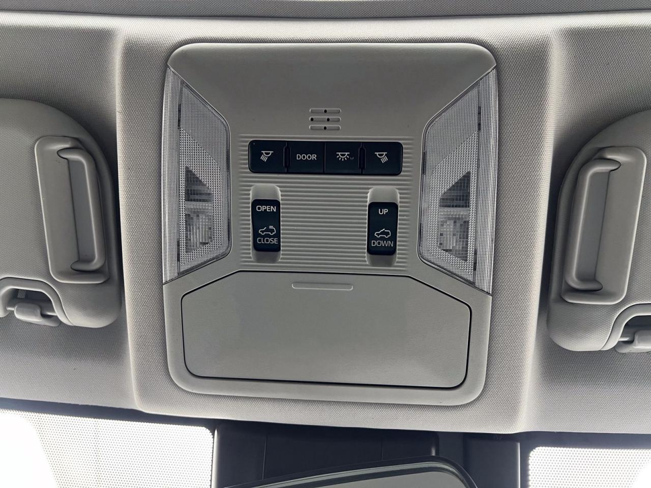 2021 Toyota RAV4 XLE - Photo #31