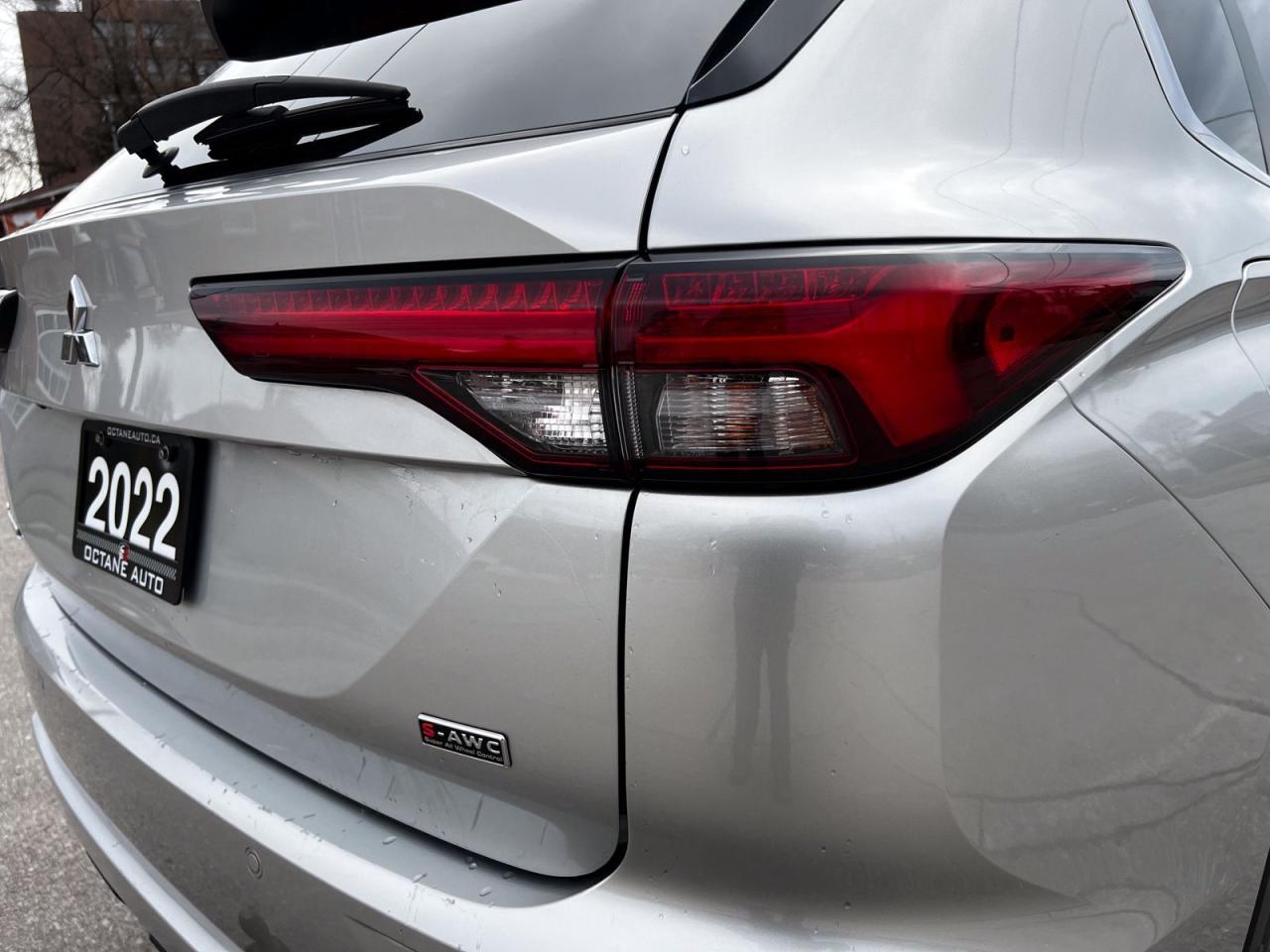 2022 Mitsubishi Outlander S-AWC - Photo #9