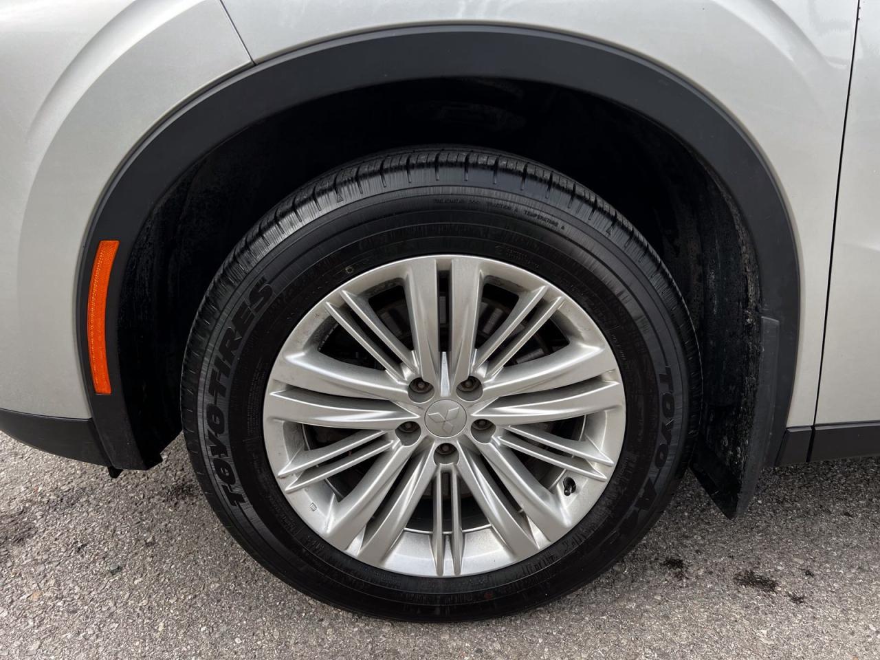 2022 Mitsubishi Outlander S-AWC - Photo #8