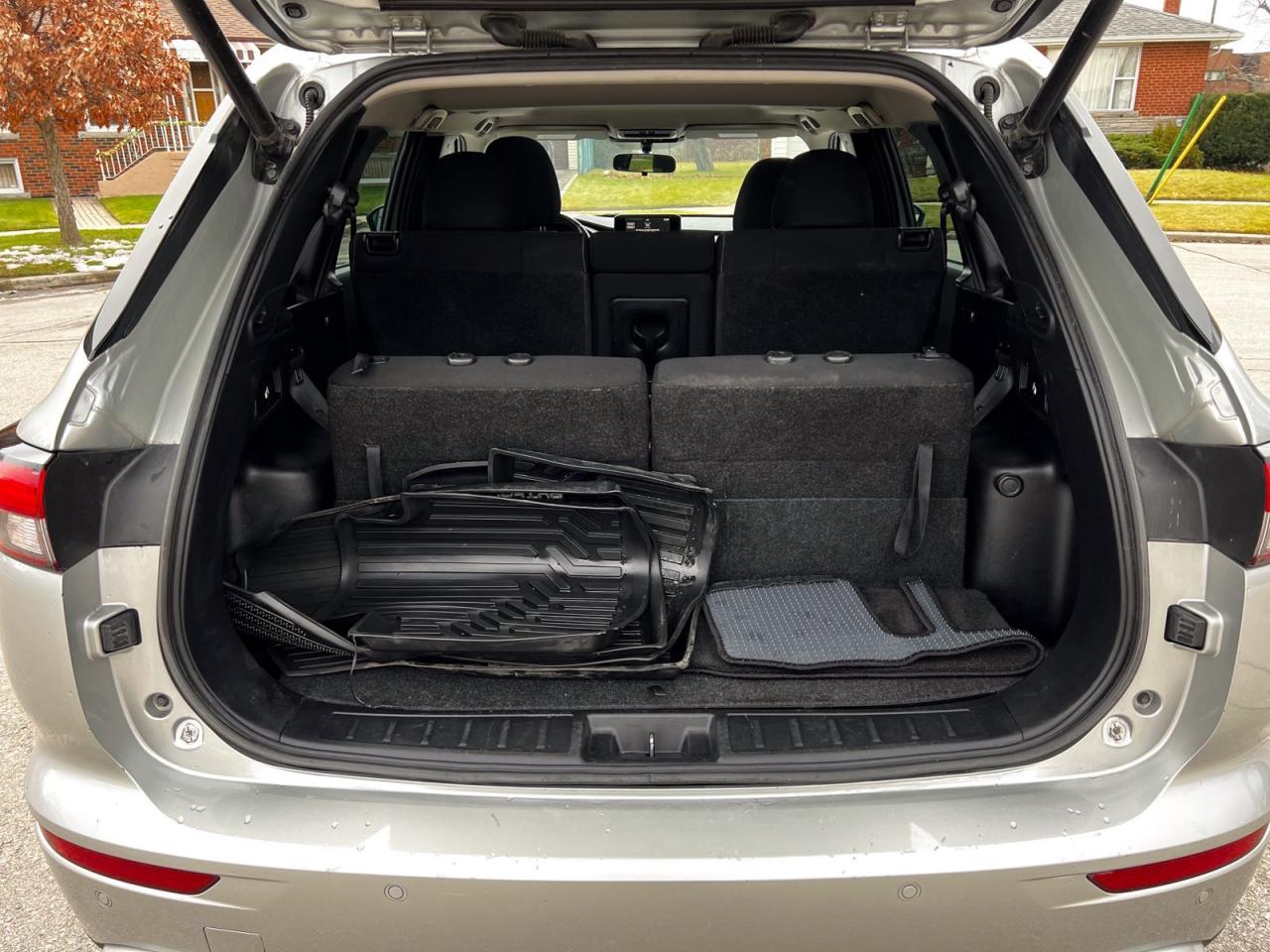 2022 Mitsubishi Outlander S-AWC - Photo #13