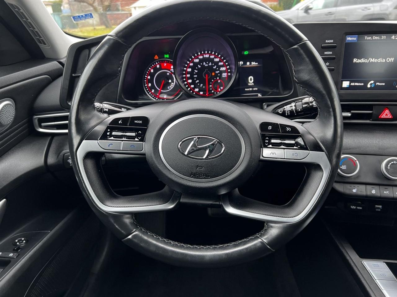 2021 Hyundai Elantra Preferred - Photo #12