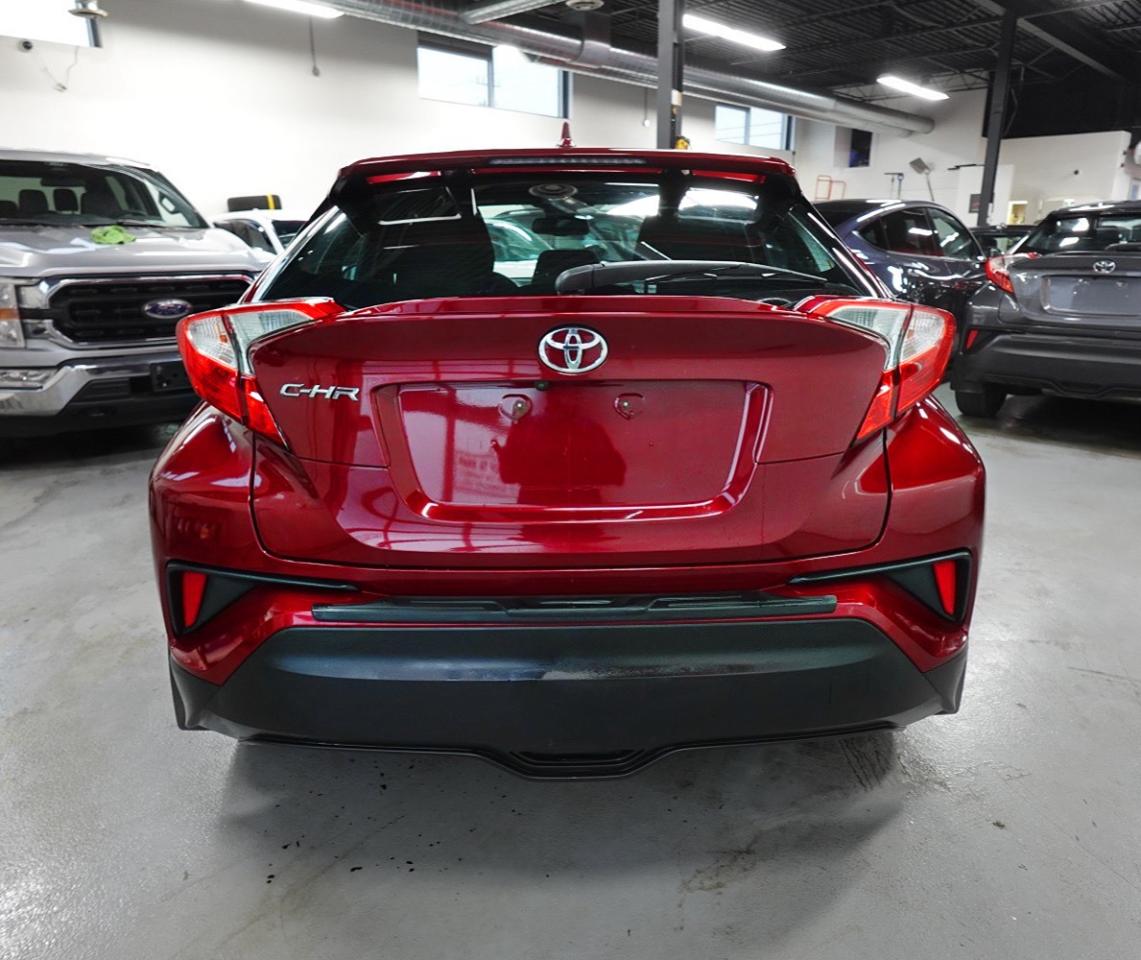 2018 Toyota C-HR ONE OWNER,NO ACCIDENT,XLE MODEL - Photo #5