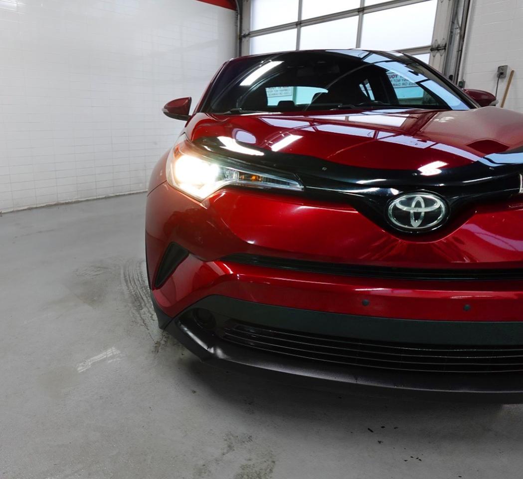 2018 Toyota C-HR ONE OWNER,NO ACCIDENT,XLE MODEL - Photo #33