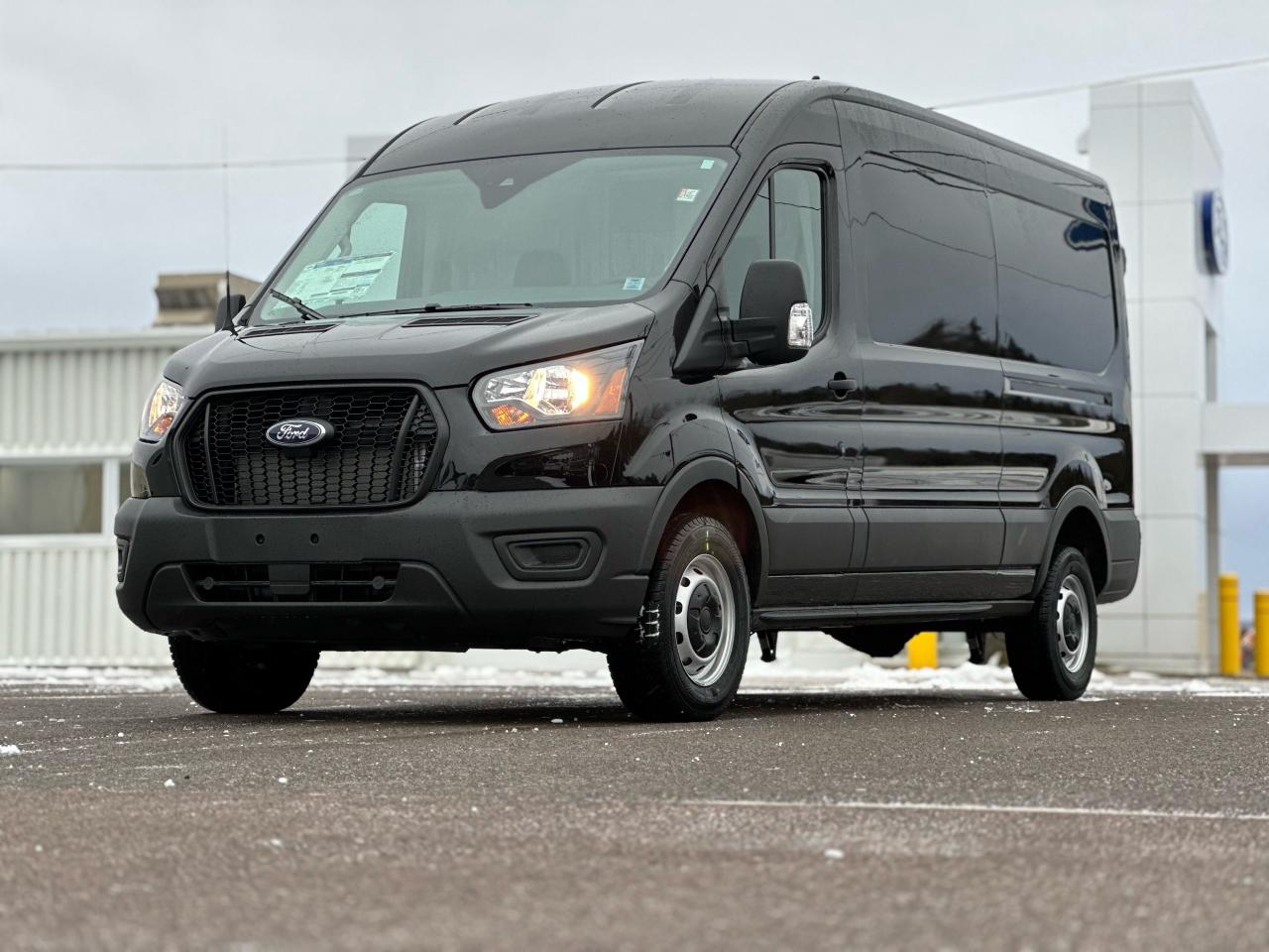 2024 Ford Transit Cargo Van T-250 148" MED RF 9070 GVWR RWD Photo