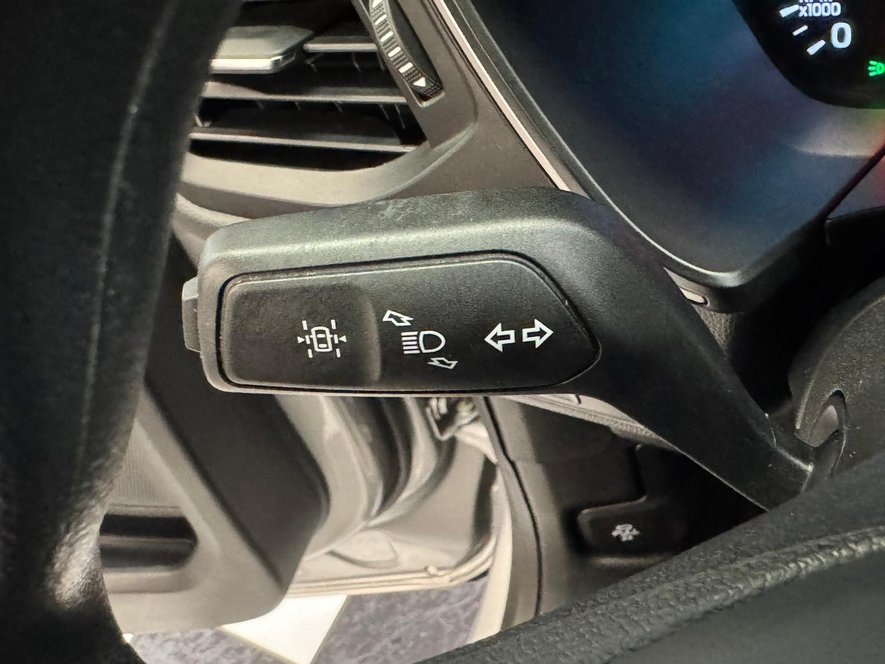2020 Ford Escape SE+New Tires+ApplePlay+LaneDeparture+CLEANC CARFAX - Photo #43