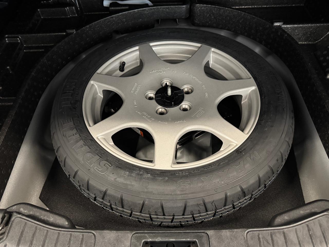 2020 Ford Escape SE+New Tires+ApplePlay+LaneDeparture+CLEANC CARFAX - Photo #53