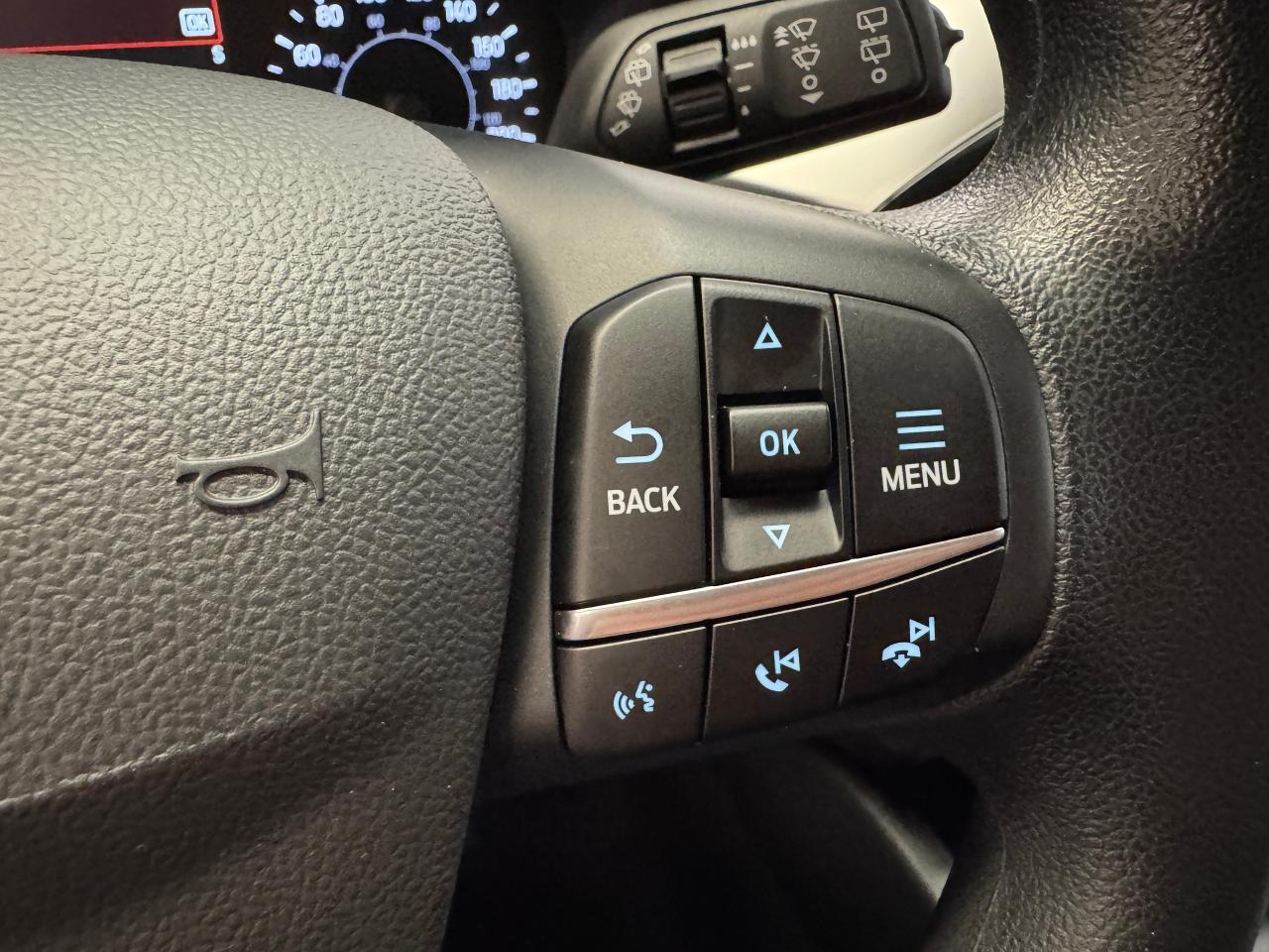 2020 Ford Escape SE+New Tires+ApplePlay+LaneDeparture+CLEANC CARFAX - Photo #40