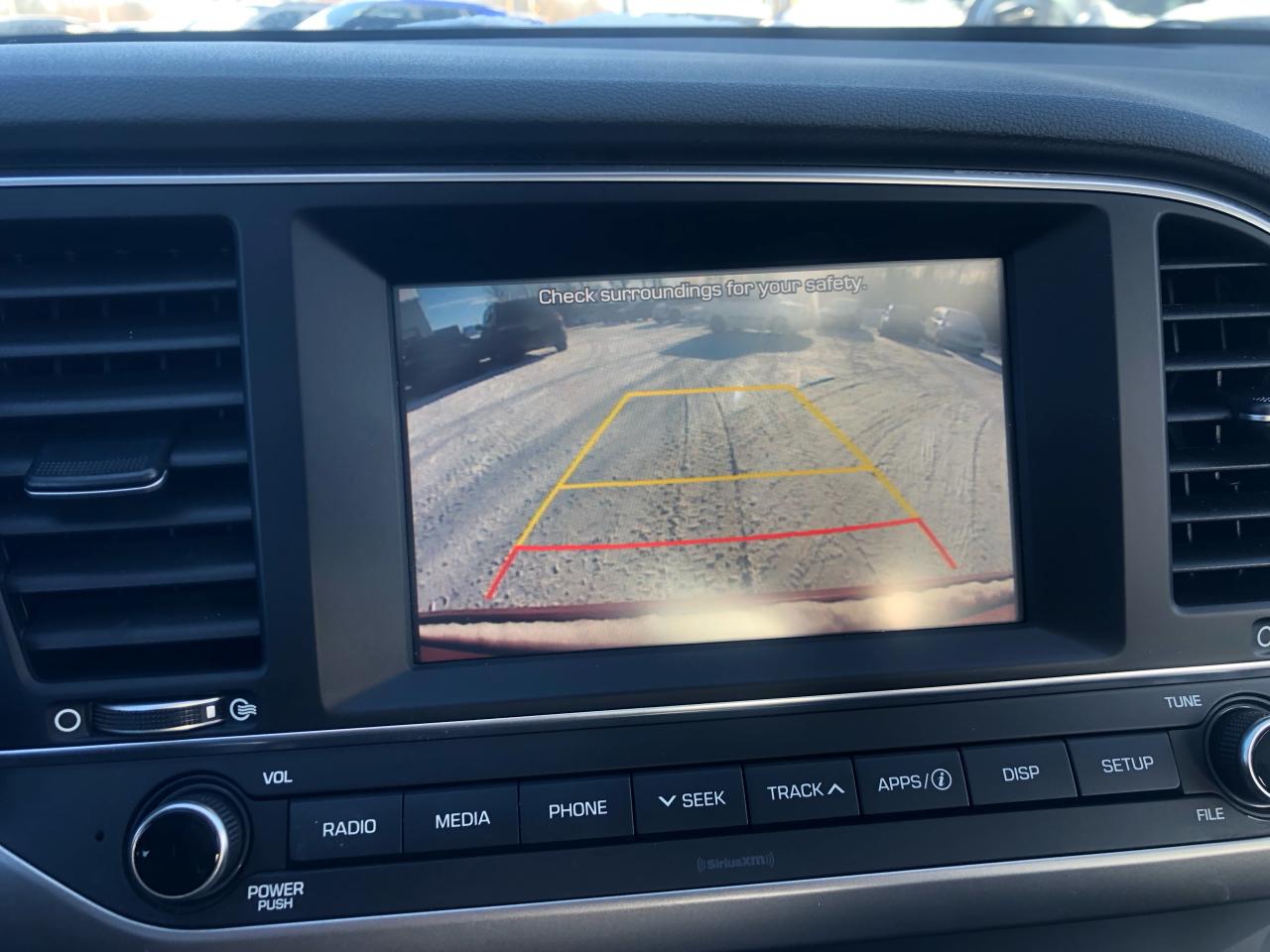 2018 Hyundai Elantra GL  SE - Photo #8