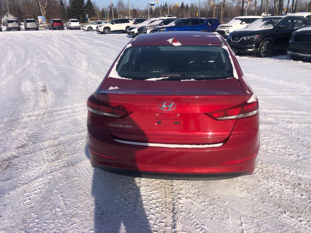 2018 Hyundai Elantra GL  SE - Photo #2