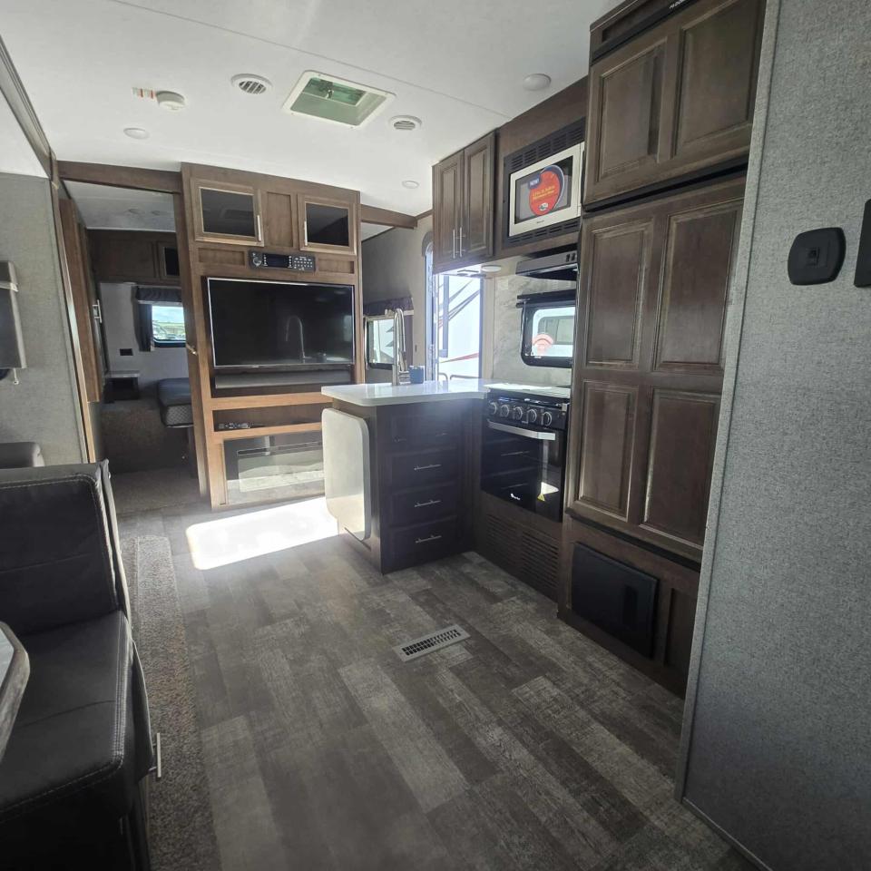 2020 Forest River RLT8326BHW RLT8326BHW Photo
