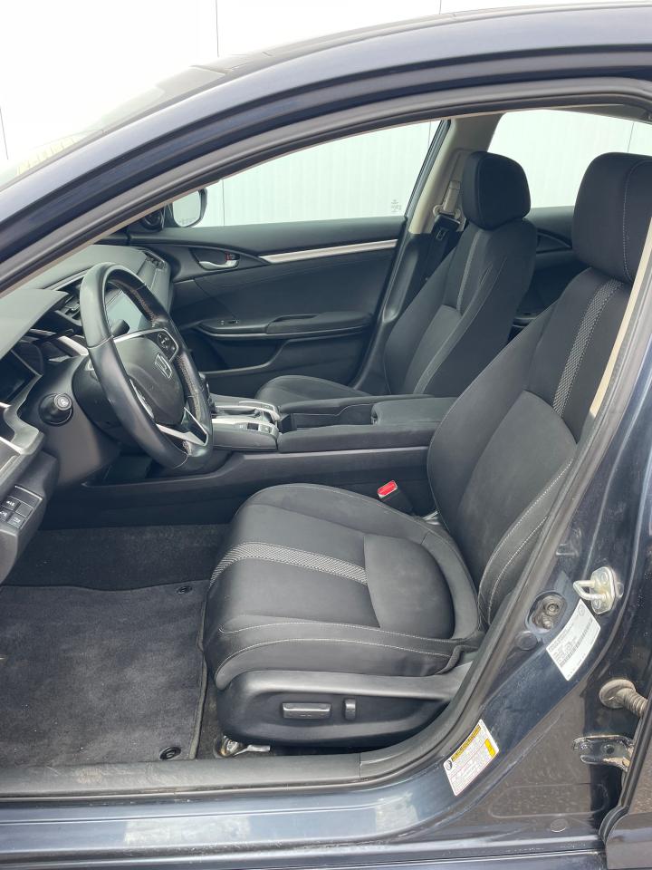 2021 Honda Civic 4D EX CVT Photo
