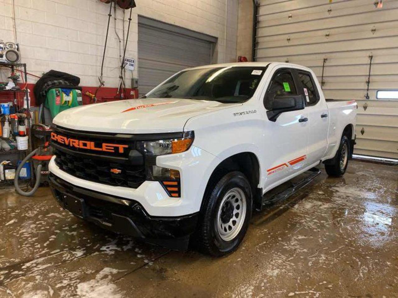 Used 2023 Chevrolet Silverado 1500 Work Truck Double Cab | Carplay | Lane Departure | Forward Collision Warning | AC | Push to Start for sale in Guelph, ON