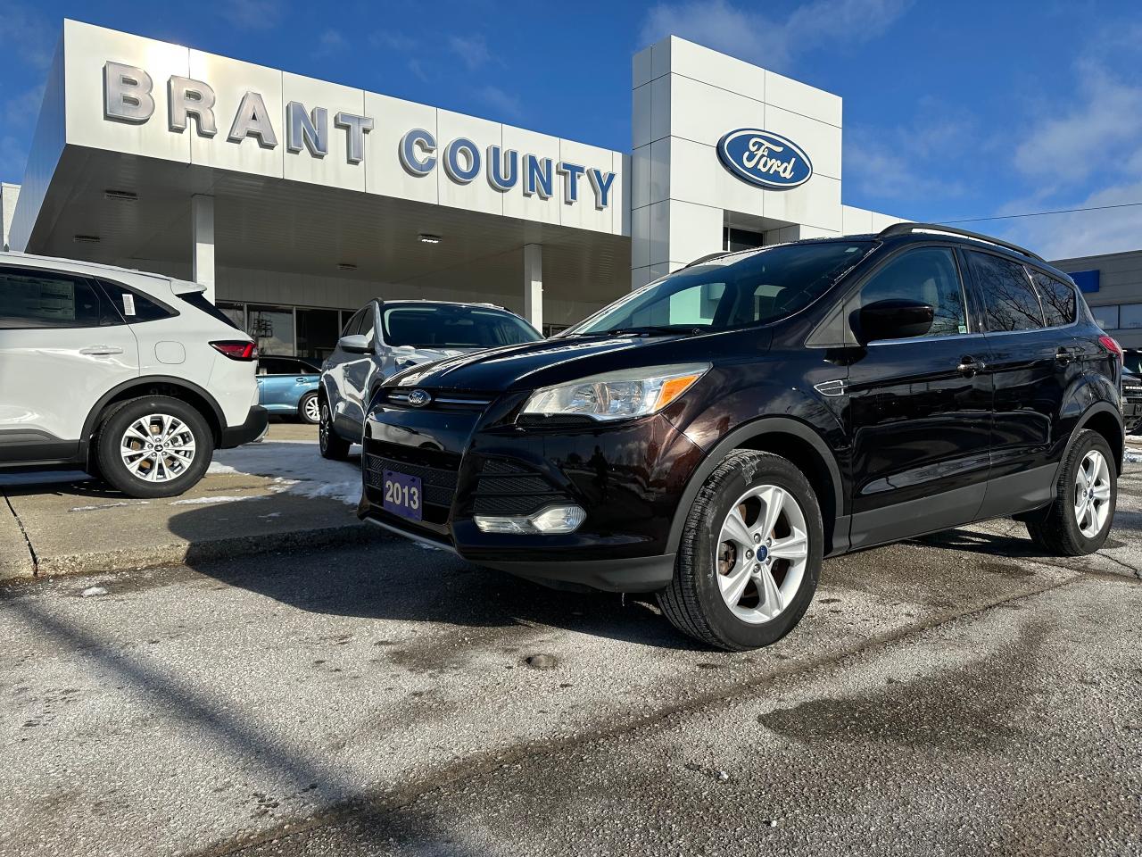 Used 2013 Ford Escape SE | LEATHER- HEATED SEATS | NAV | 4WD| for sale in Brantford, ON