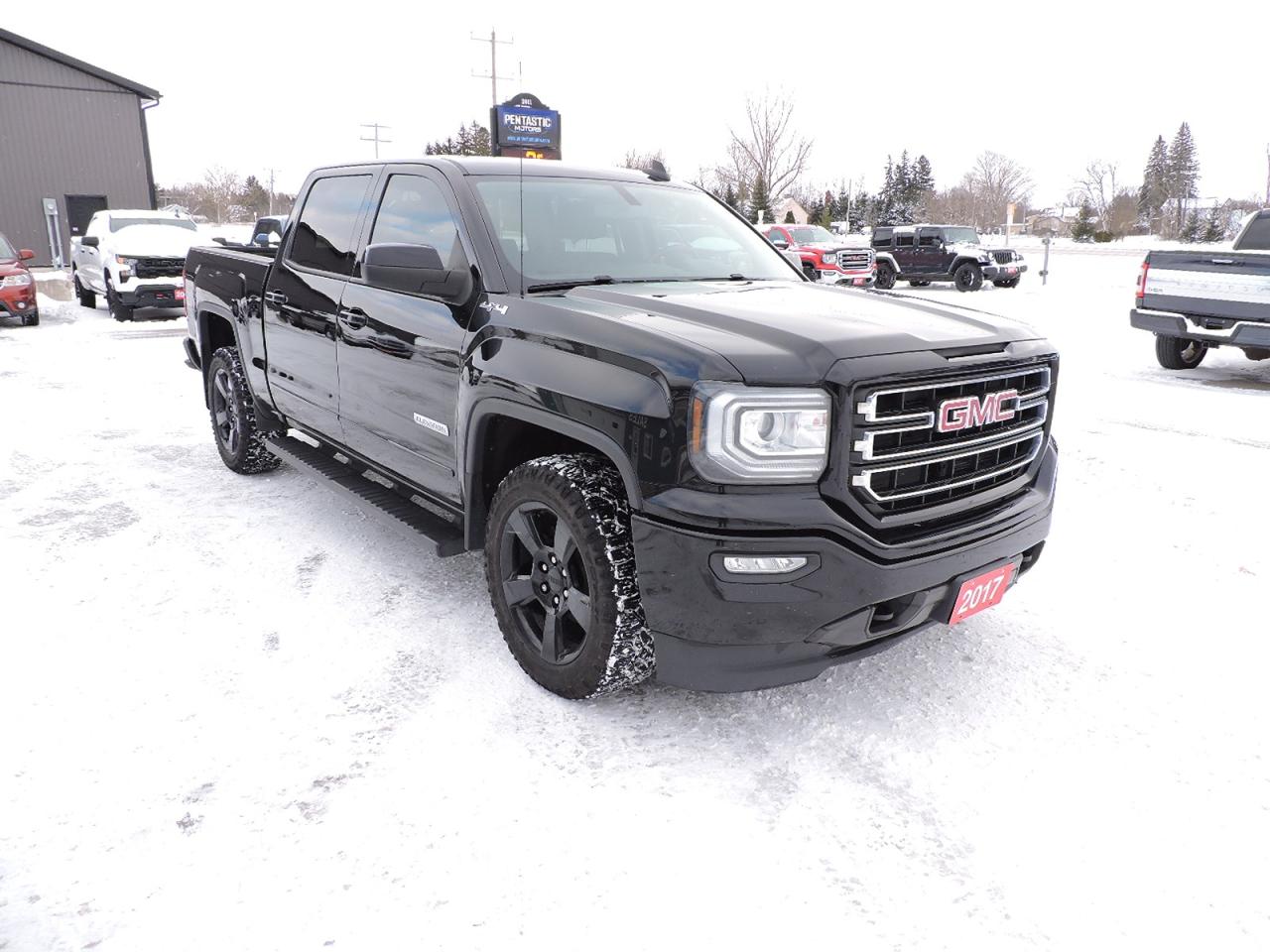 Used 2017 GMC Sierra 1500 SLE/Elevation 5.3L 4X4 Seats 6-People 179000 KMS for sale in Gorrie, ON