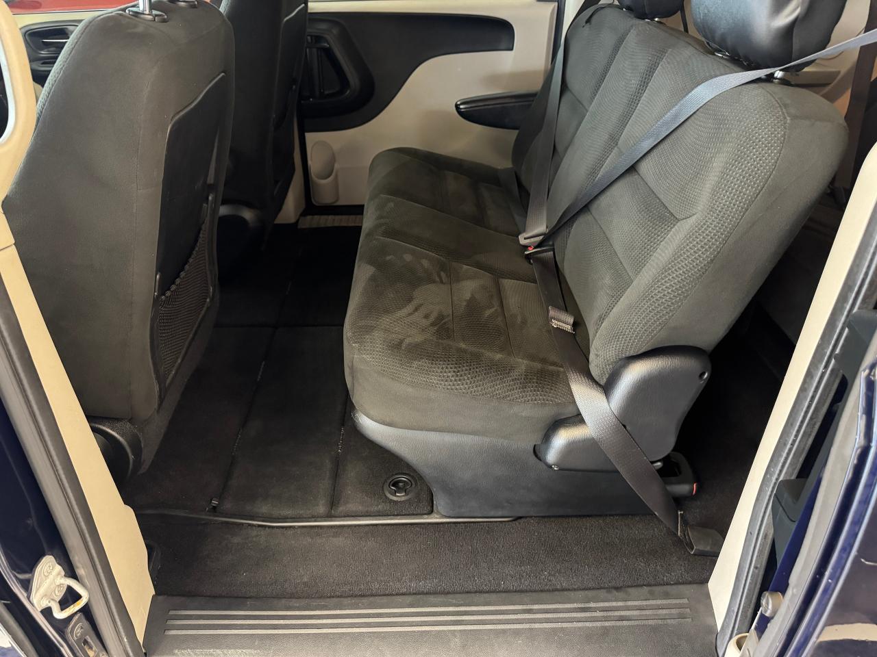 2015 Dodge Grand Caravan CVP+Camera+Touch Screen+Camera+CLEAN CARFAX Photo