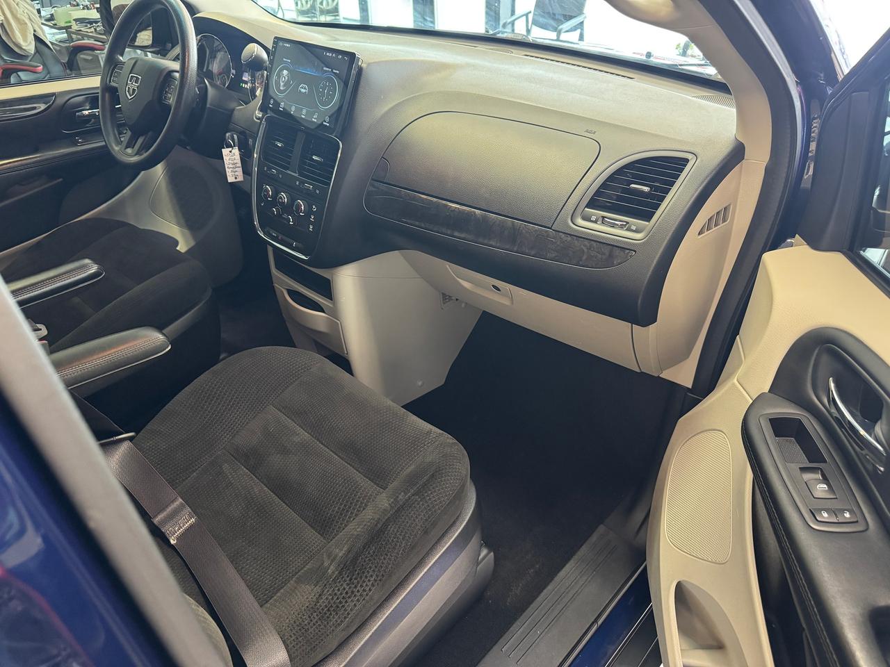2015 Dodge Grand Caravan CVP+Camera+Touch Screen+Camera+CLEAN CARFAX Photo