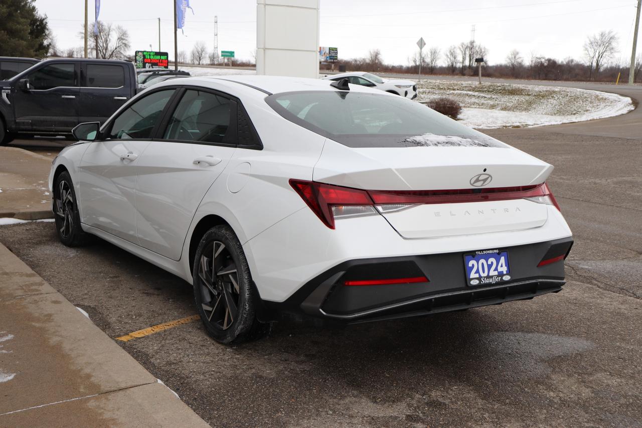 2024 Hyundai Elantra Preferred IVT w/Tech Pkg Photo