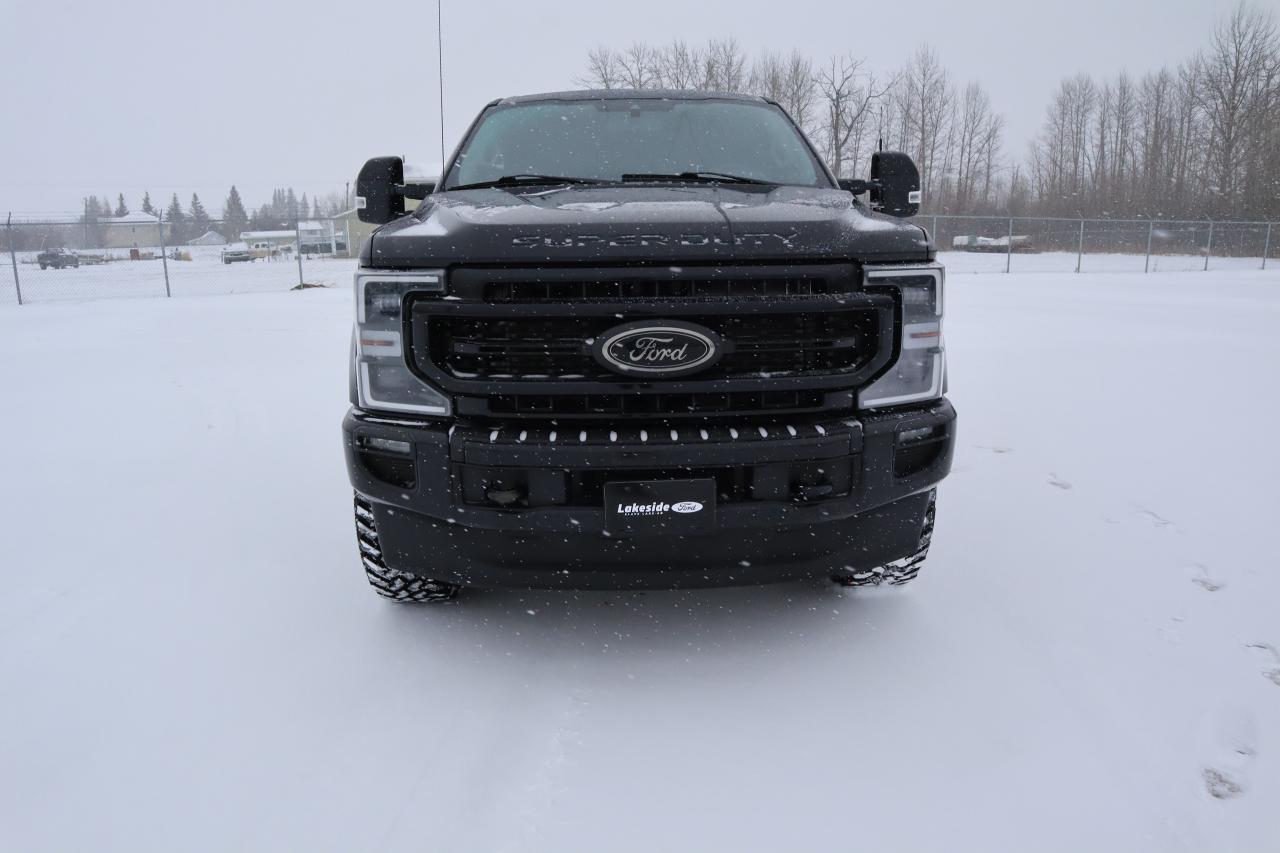 2021 Ford F-350 Super Duty SRW Lariat Photo