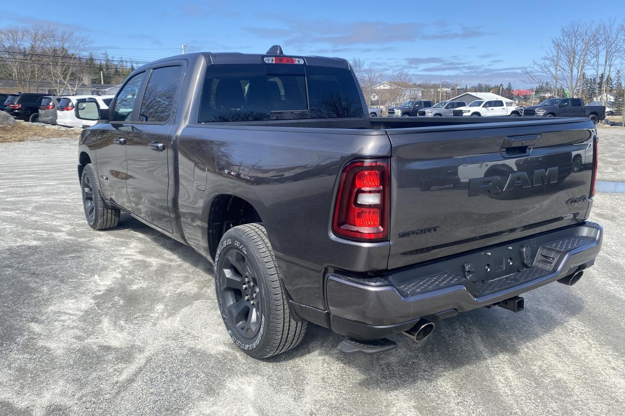 2025 RAM 1500 Sport 4x4 Crew Cab 6'4" Box Photo7