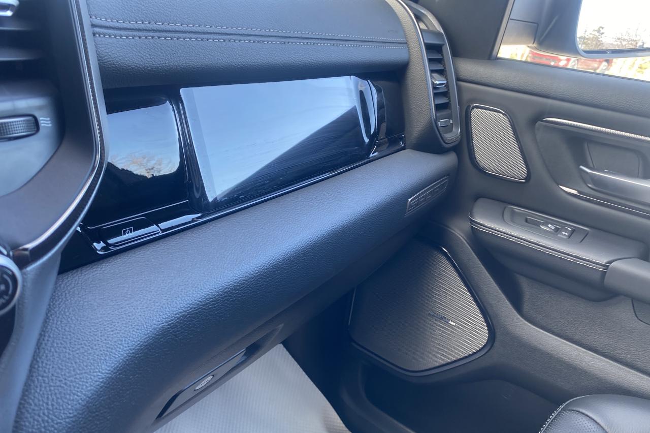 2025 RAM 1500 Sport 4x4 Crew Cab 6'4" Box Photo21