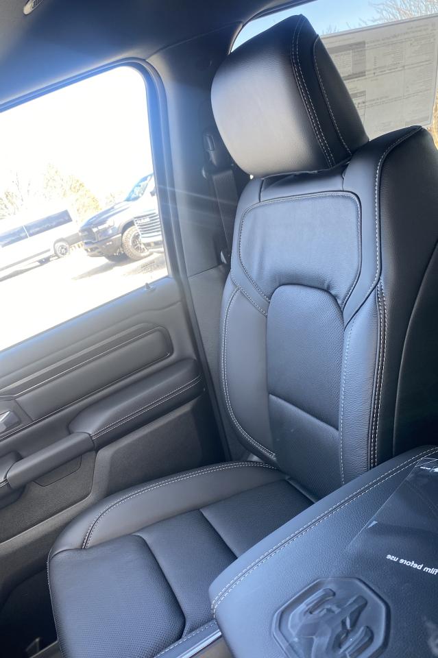 2025 RAM 1500 Sport 4x4 Crew Cab 6'4" Box Photo22