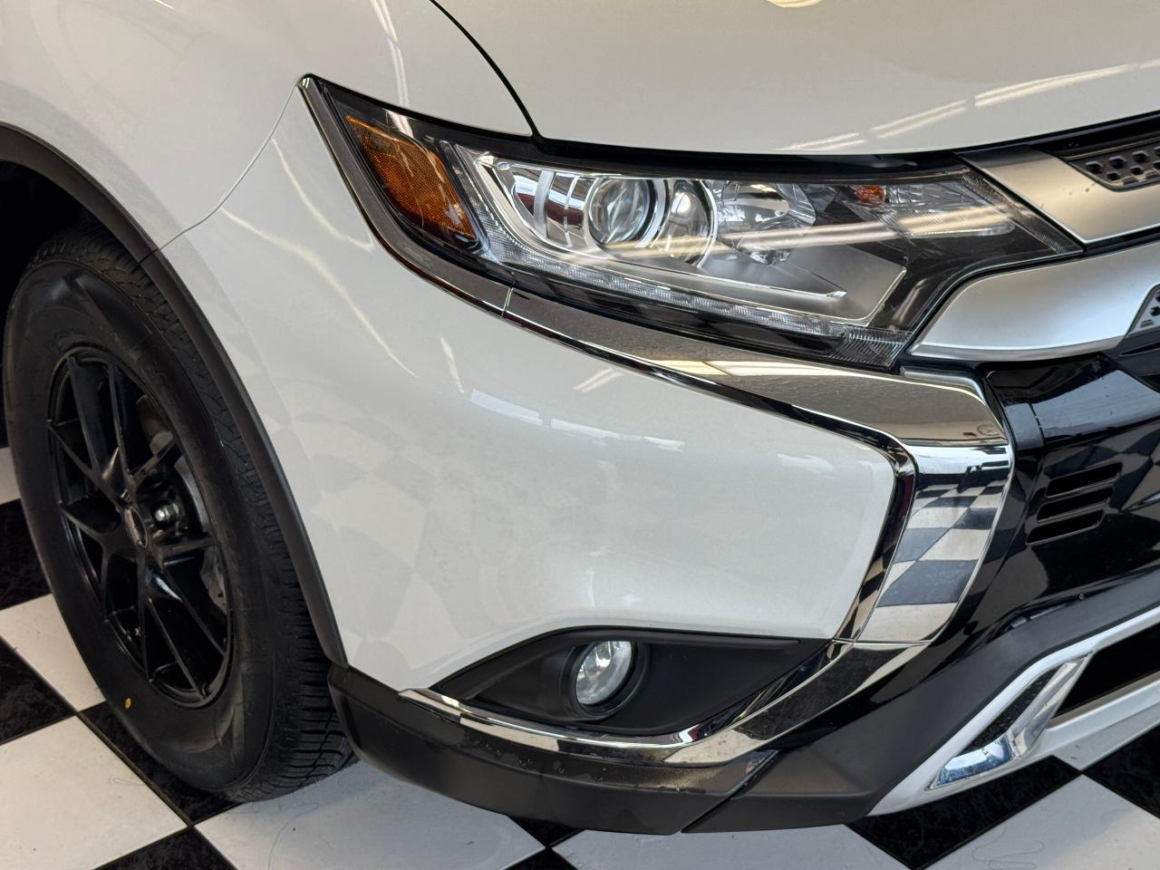 2020 Mitsubishi Outlander EX AWC 7 Passenger+Camera+Roof+CLEAN CARFAX Photo101
