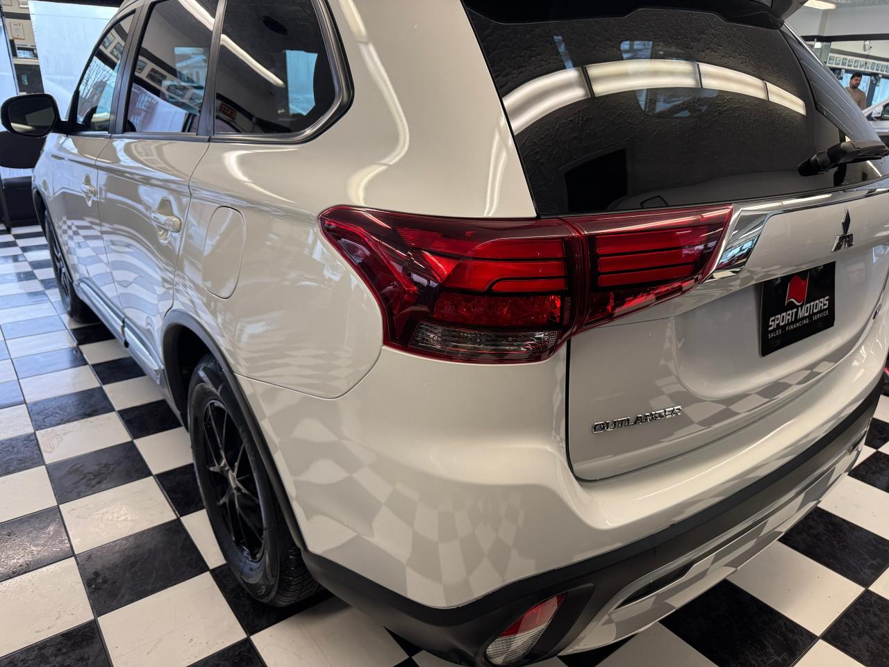 2020 Mitsubishi Outlander EX AWC 7 Passenger+Camera+Roof+CLEAN CARFAX Photo104