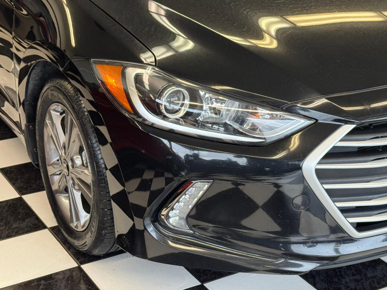 2017 Hyundai Elantra GL+New Tires+Camera+ApplePlay+Heated Steering Photo35
