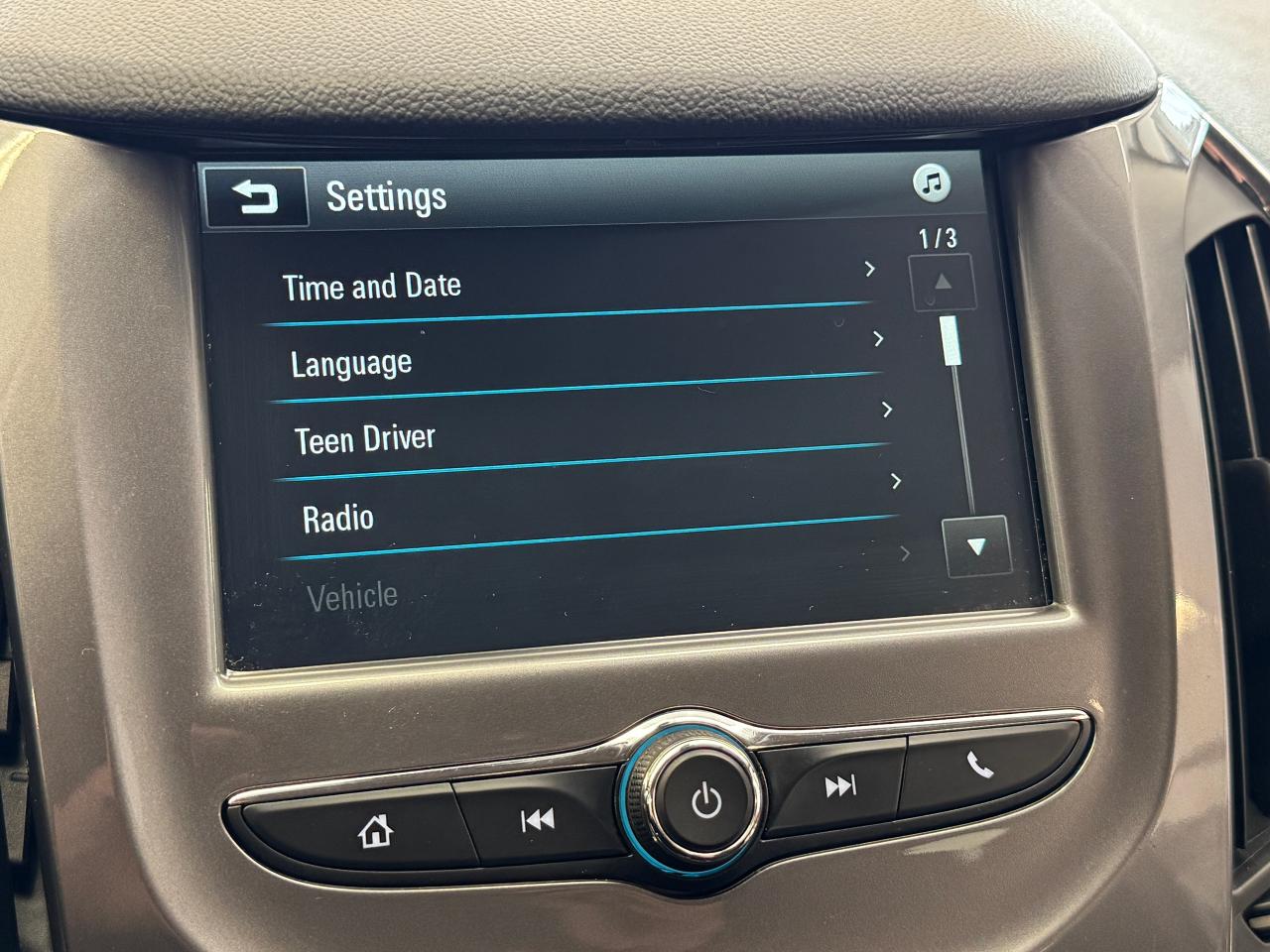 2017 Chevrolet Cruze LT+Camera+Heated Seats+A/C+CLEAN CARFAX - Photo #29