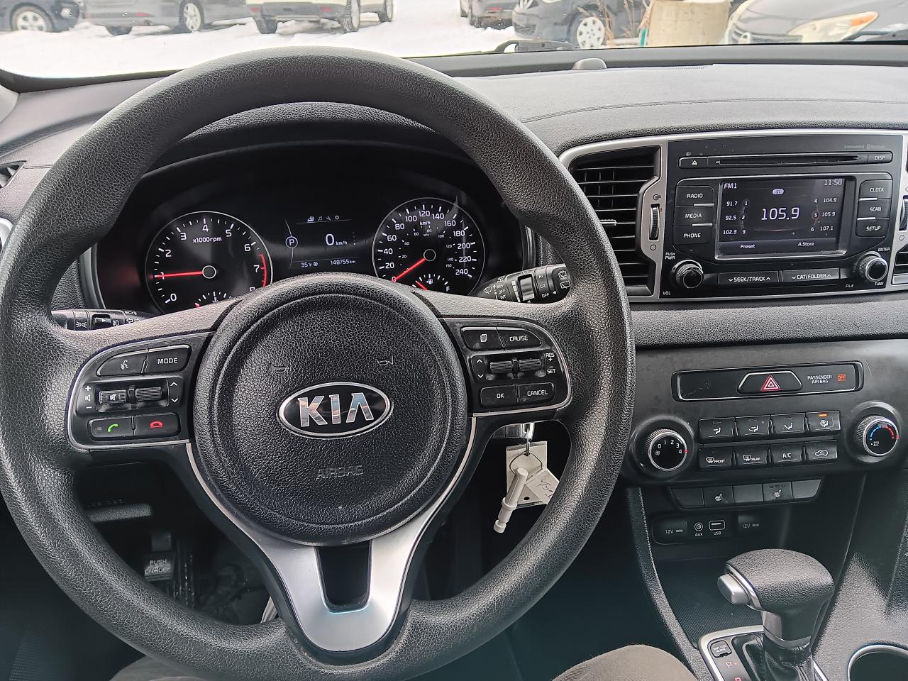 2018 Kia Sportage AWD, Htd Seats, BU Cam - Photo #12