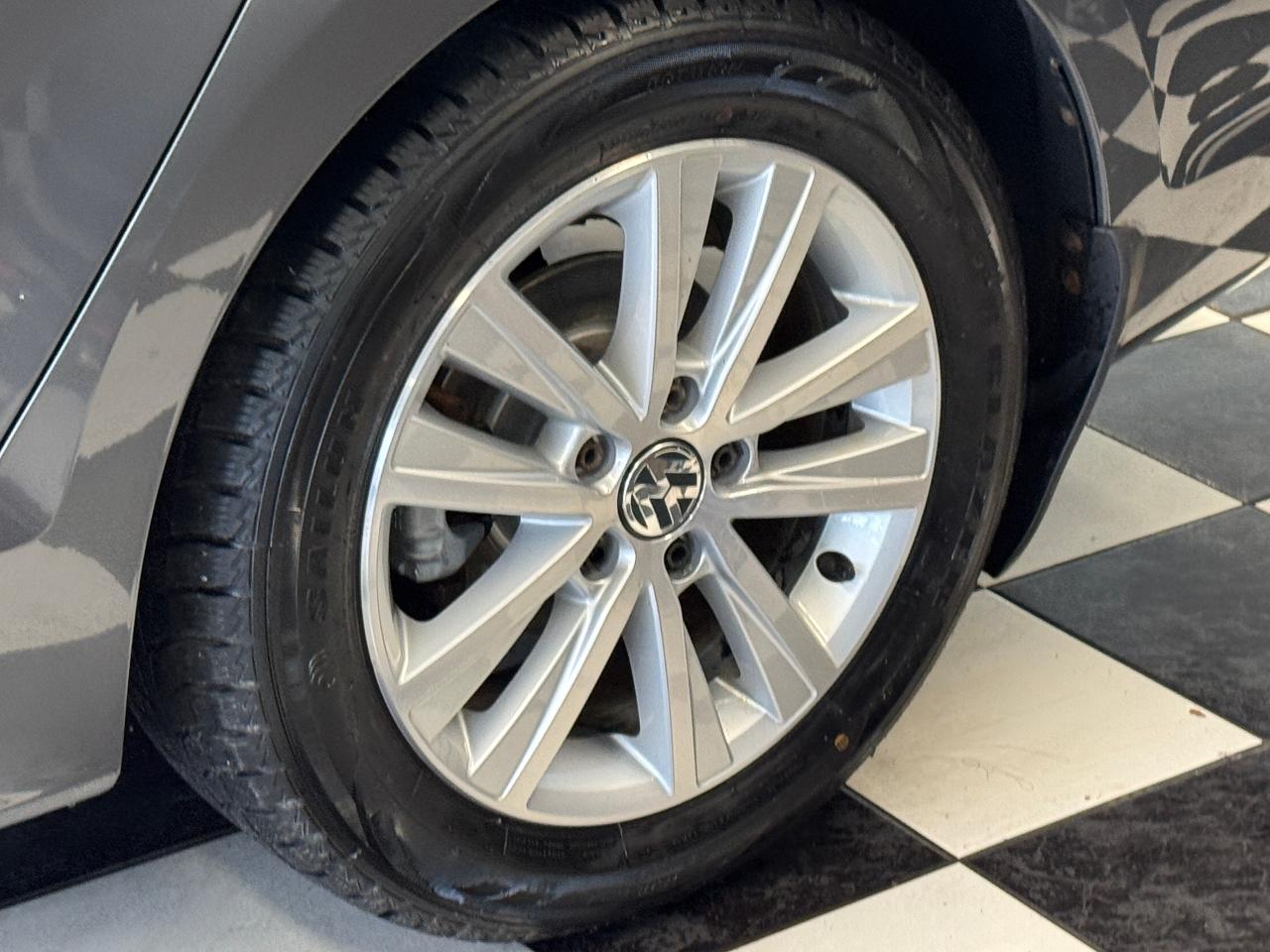 2017 Volkswagen Jetta Wolfsburg Edition+Roof+Heated Seats+CLEAN CARFAX Photo118