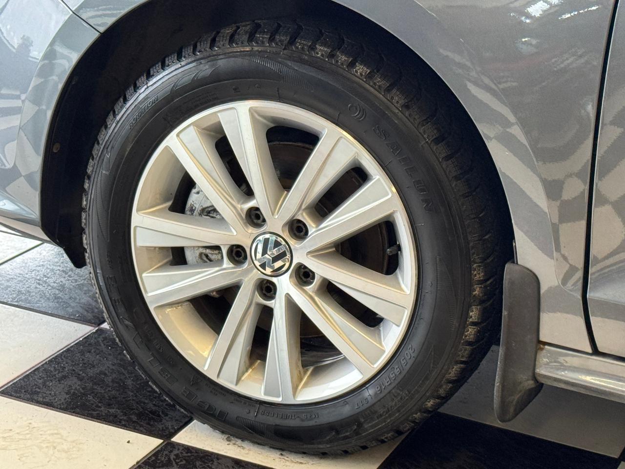 2017 Volkswagen Jetta Wolfsburg Edition+Roof+Heated Seats+CLEAN CARFAX Photo117