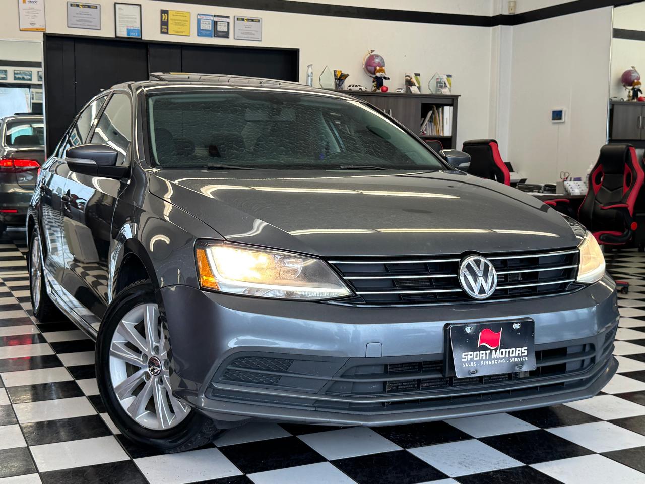2017 Volkswagen Jetta Wolfsburg Edition+Roof+Heated Seats+CLEAN CARFAX - Photo #17