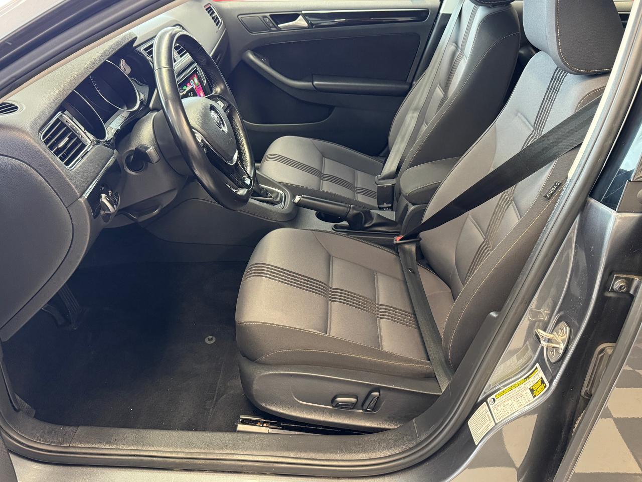 2017 Volkswagen Jetta Wolfsburg Edition+Roof+Heated Seats+CLEAN CARFAX Photo85