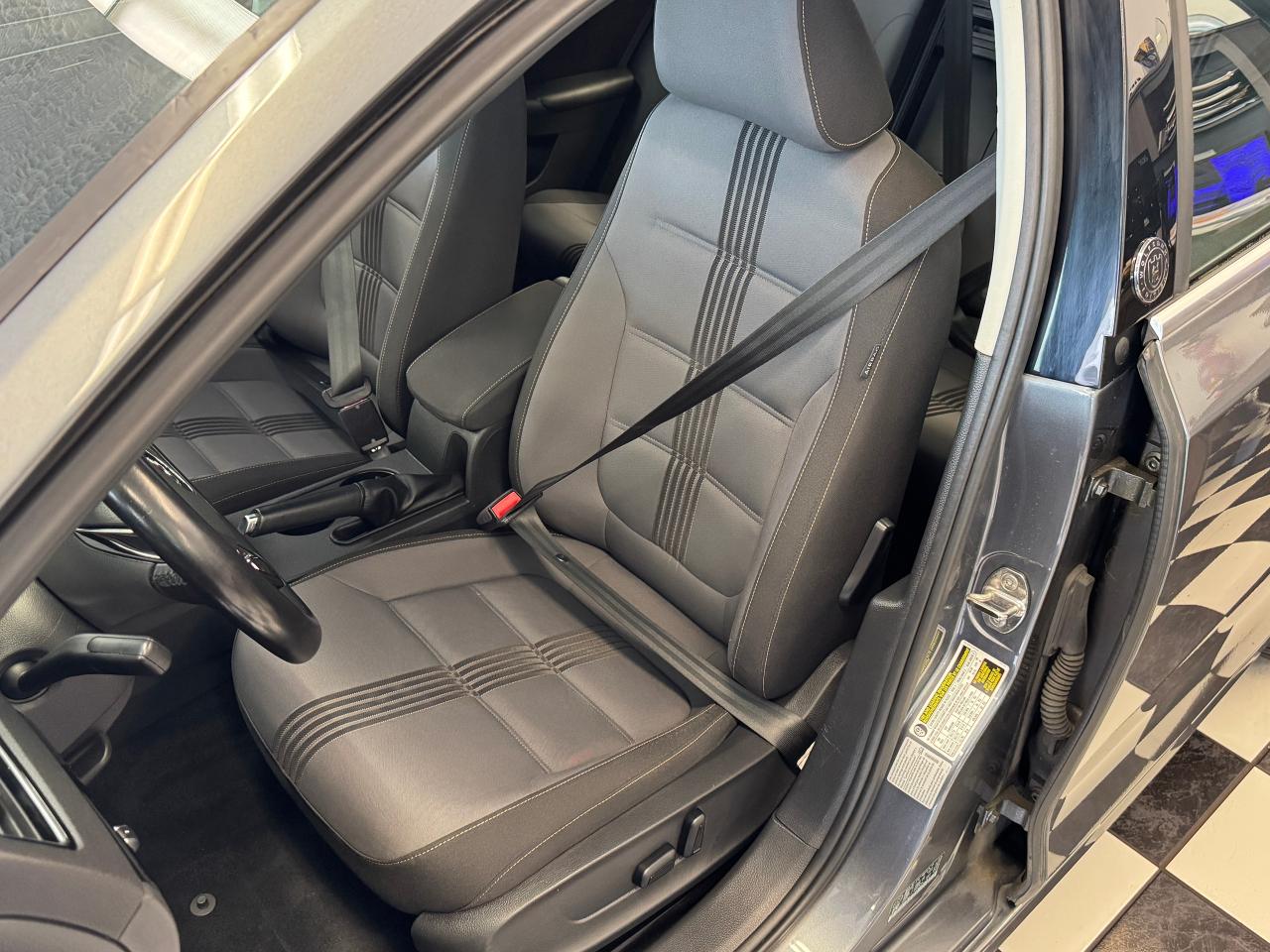 2017 Volkswagen Jetta Wolfsburg Edition+Roof+Heated Seats+CLEAN CARFAX - Photo #22